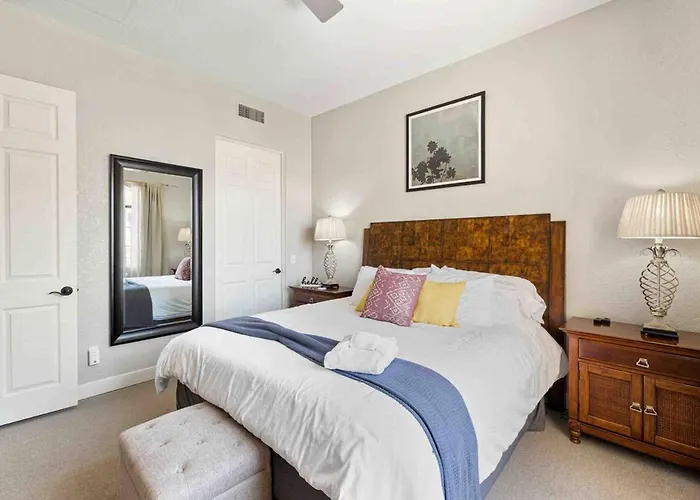 La Quinta Gem 1 Bedroom Pool Hot Tub Sleeps 4