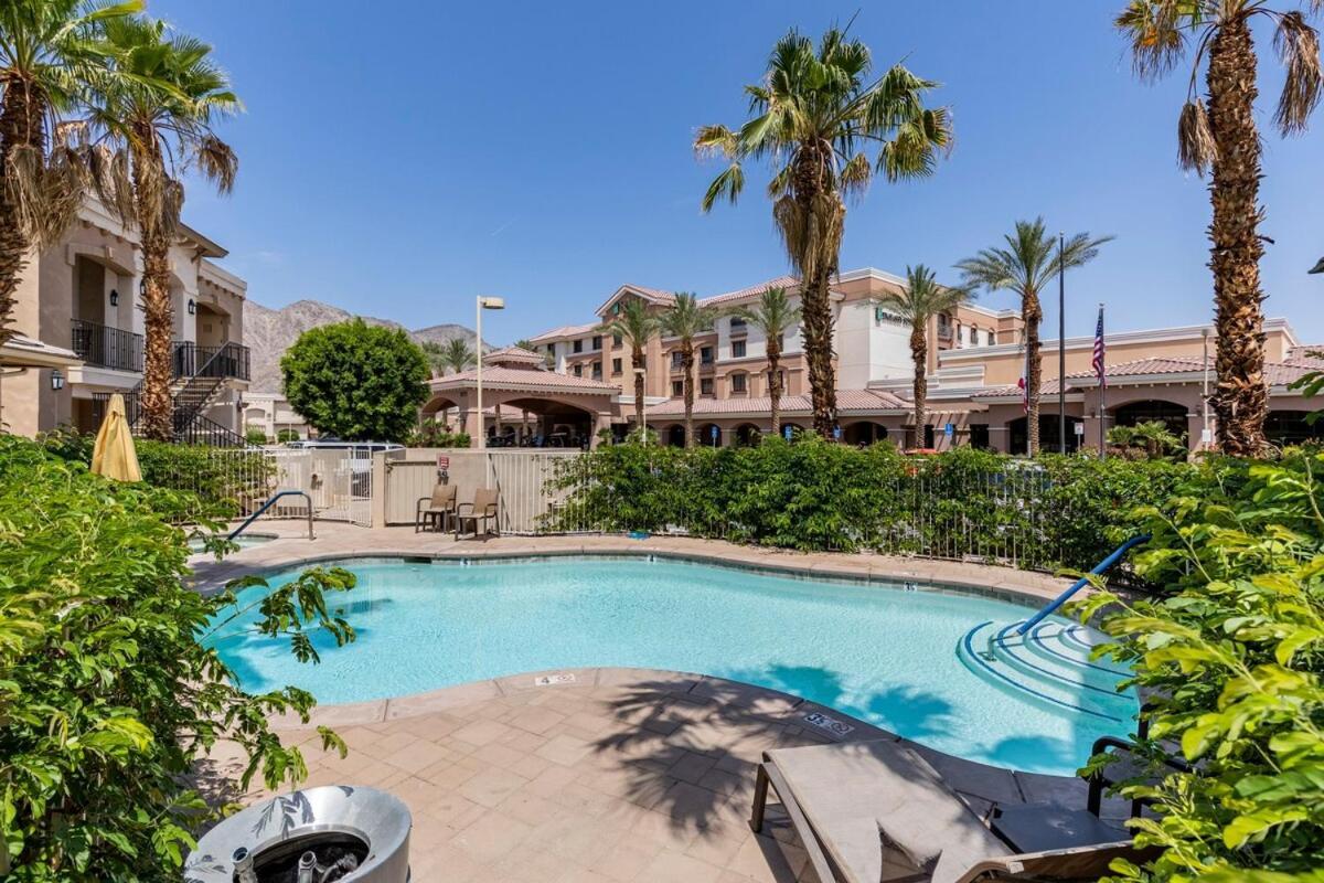Hébergement de vacances Gem 1 Bedroom Pool Hot Tub Sleeps 4 La Quinta